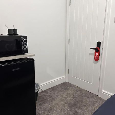 Отель London Westminster Nearby Zone1 Экстерьер фото