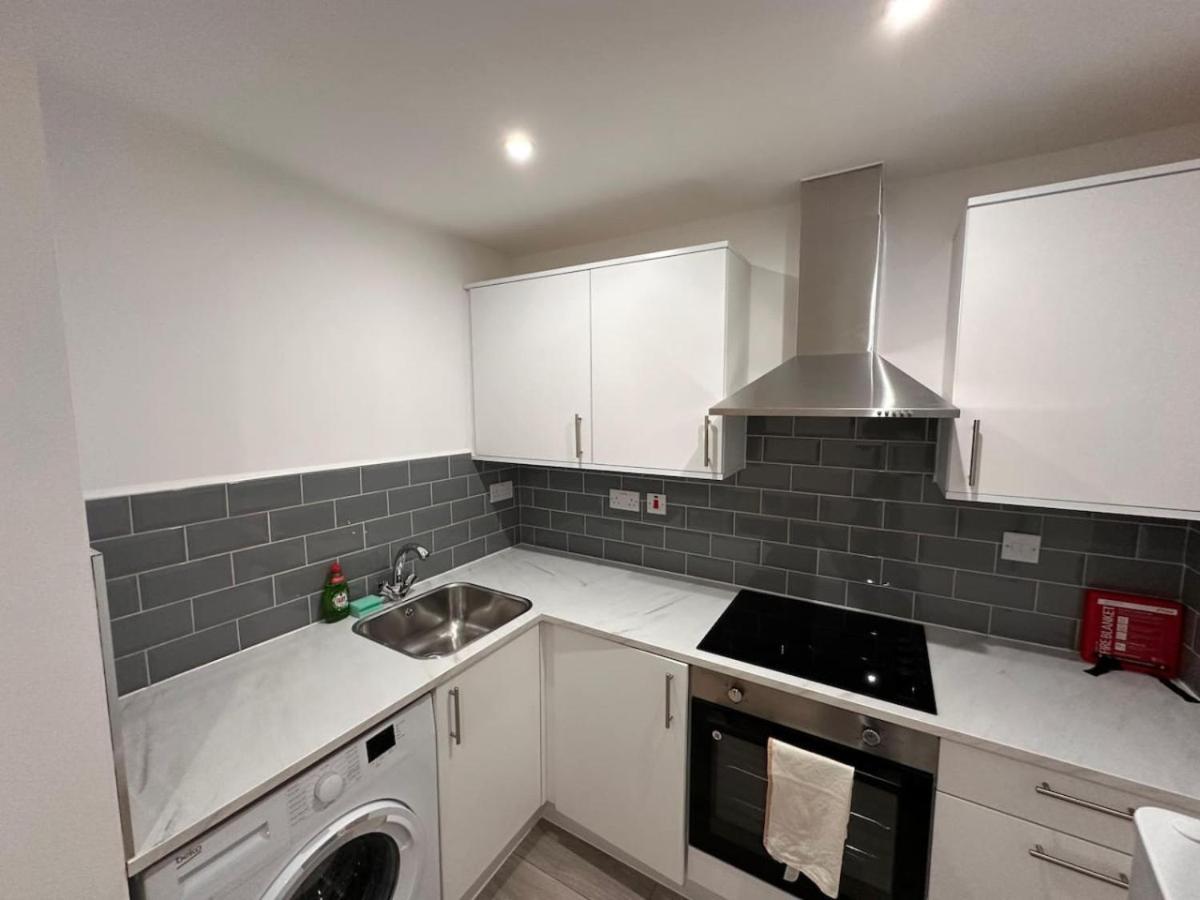 Отель London Westminster Nearby Zone1 Экстерьер фото