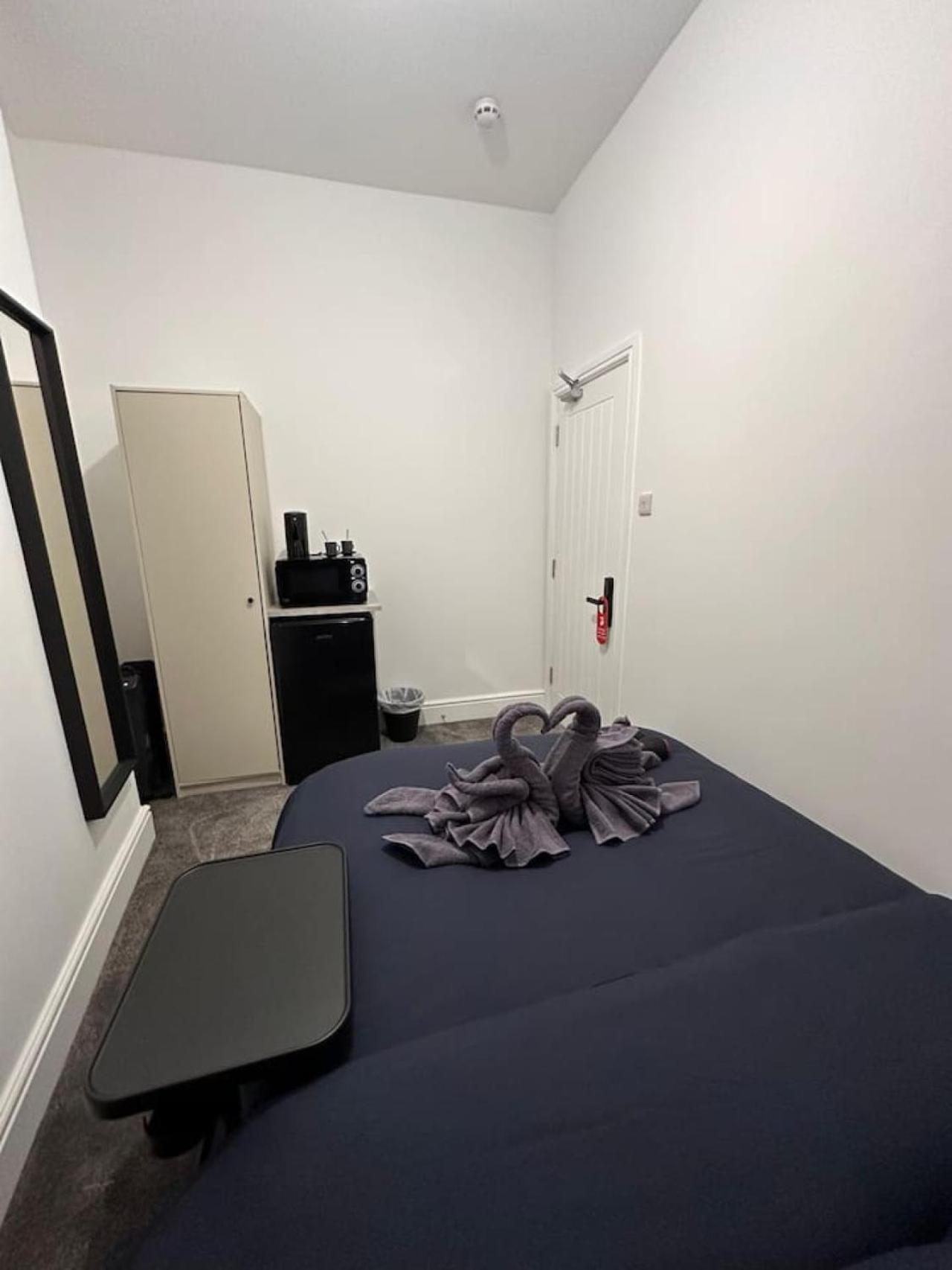 Отель London Westminster Nearby Zone1 Экстерьер фото